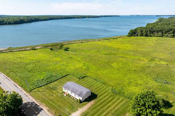 1.6 Acres of Residential Land for Sale in Brunswick, Maine