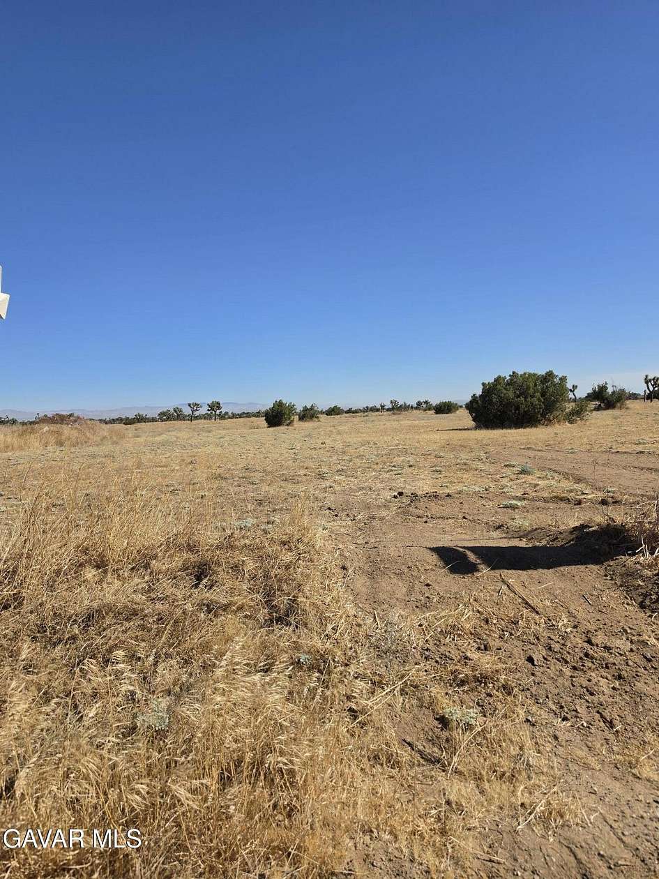 1.13 Acres of Land for Sale in Lancaster, California