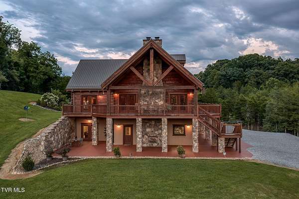23 Acres of Land with Home for Sale in Kingsport, Tennessee