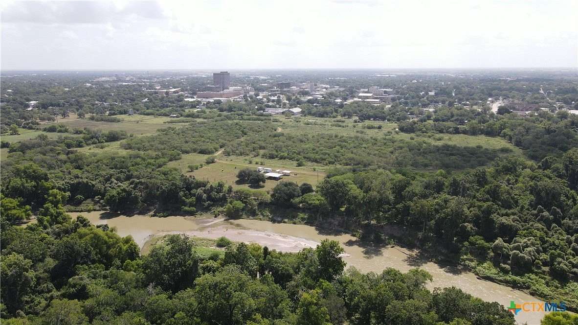 69.6 Acres of Recreational Land for Sale in Victoria, Texas