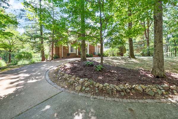 105 Acres of Recreational Land with Home for Sale in McEwen, Tennessee