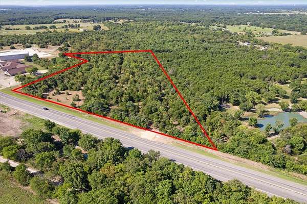 10.1 Acres of Land for Sale in Greenville, Texas