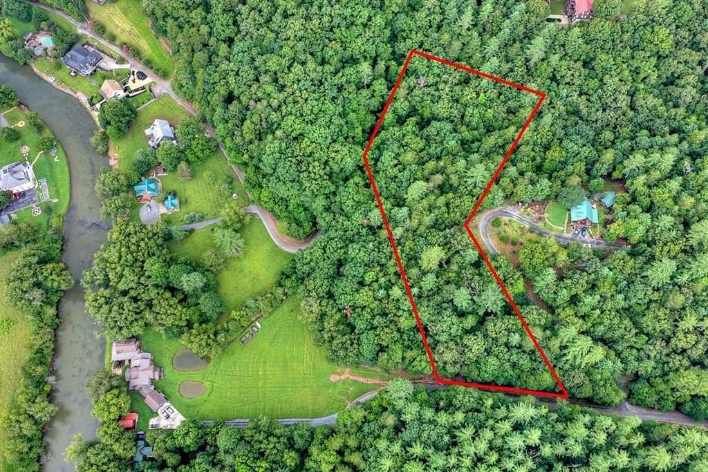 3.49 Acres of Residential Land for Sale in Mineral Bluff, Georgia
