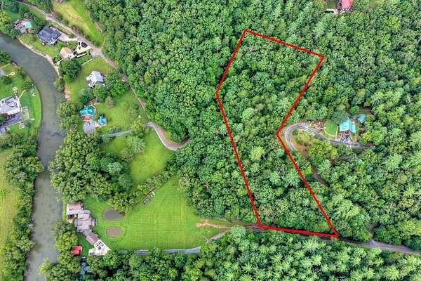 3.49 Acres of Residential Land for Sale in Mineral Bluff, Georgia