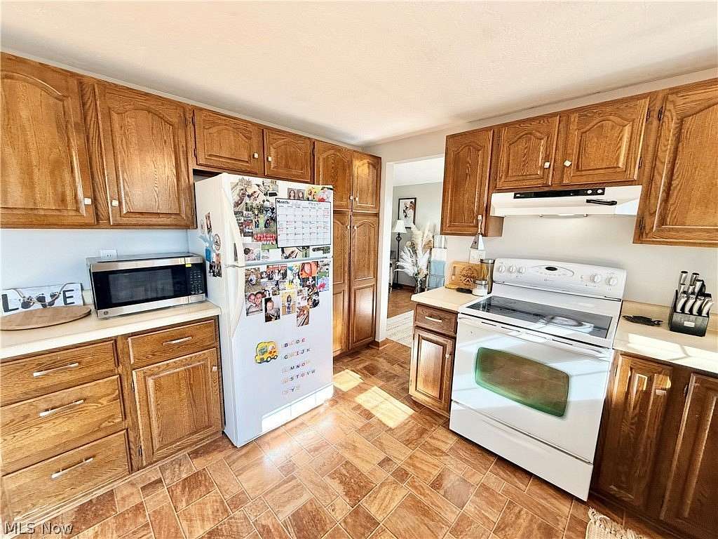 8.44 Acres of Land with Home for Sale in Bloomingdale, Ohio
