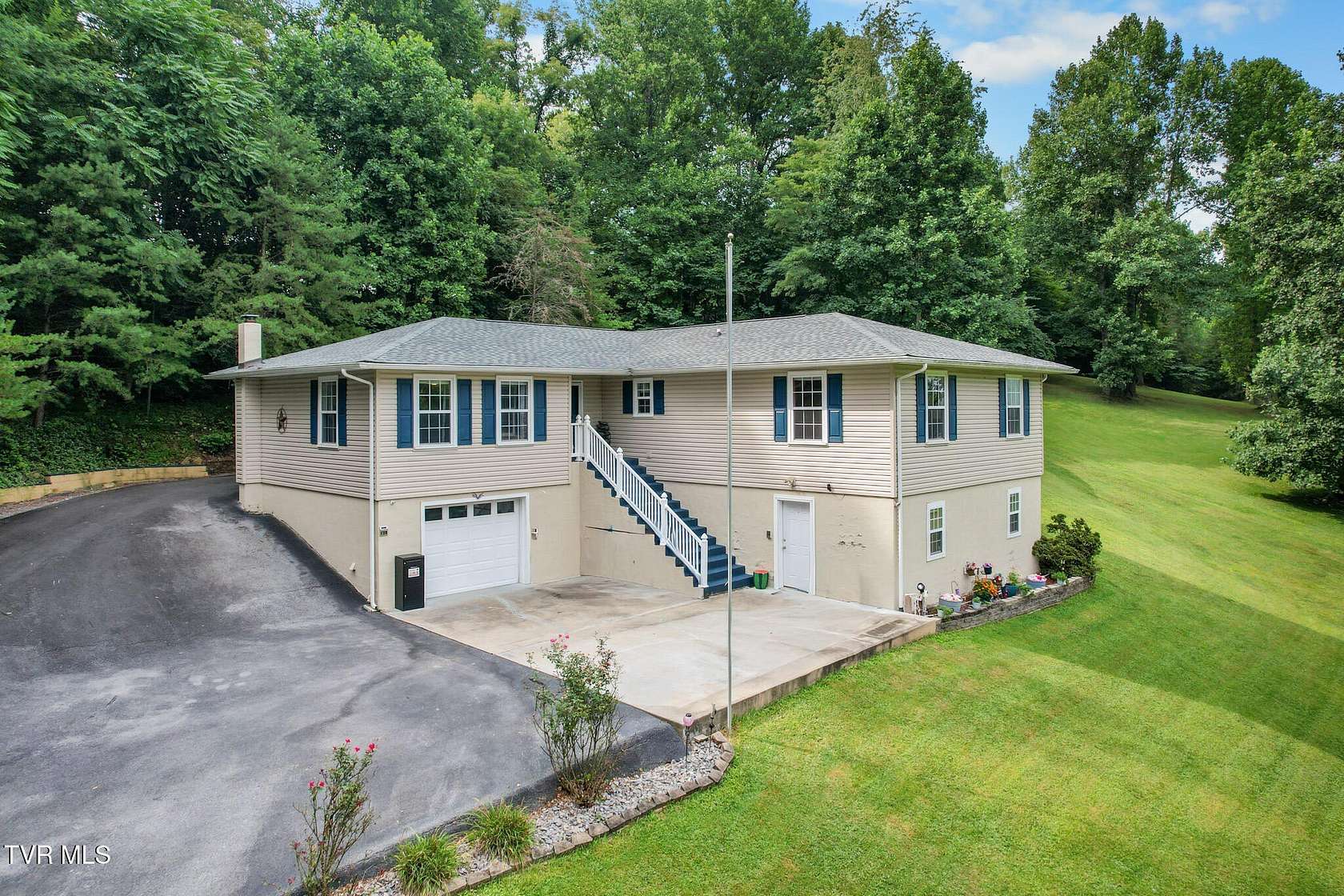 3.1 Acres of Land with Home for Sale in Bluff City, Tennessee
