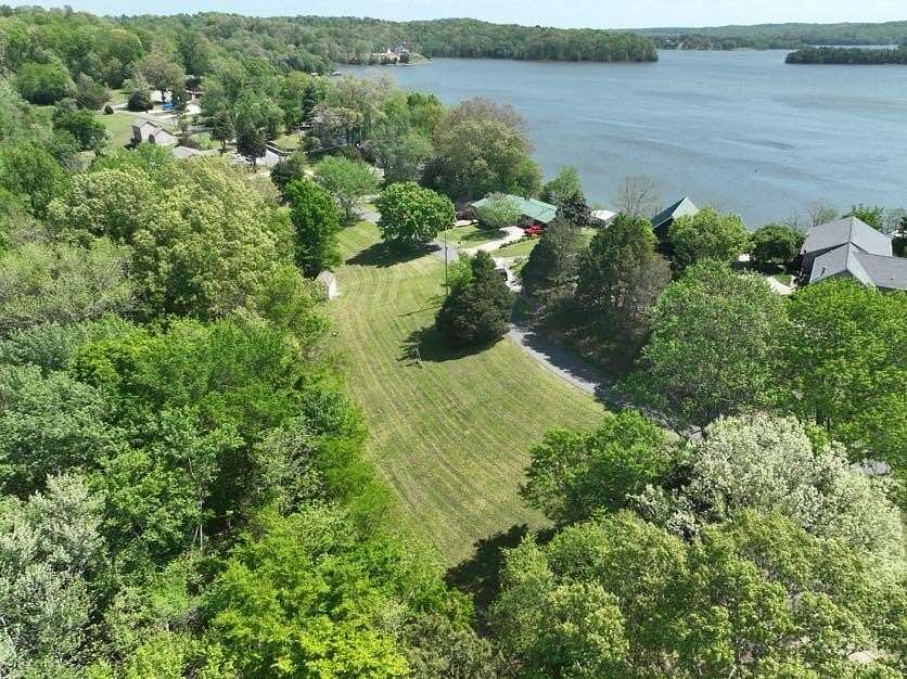 1.34 Acres of Residential Land for Sale in Cadiz, Kentucky
