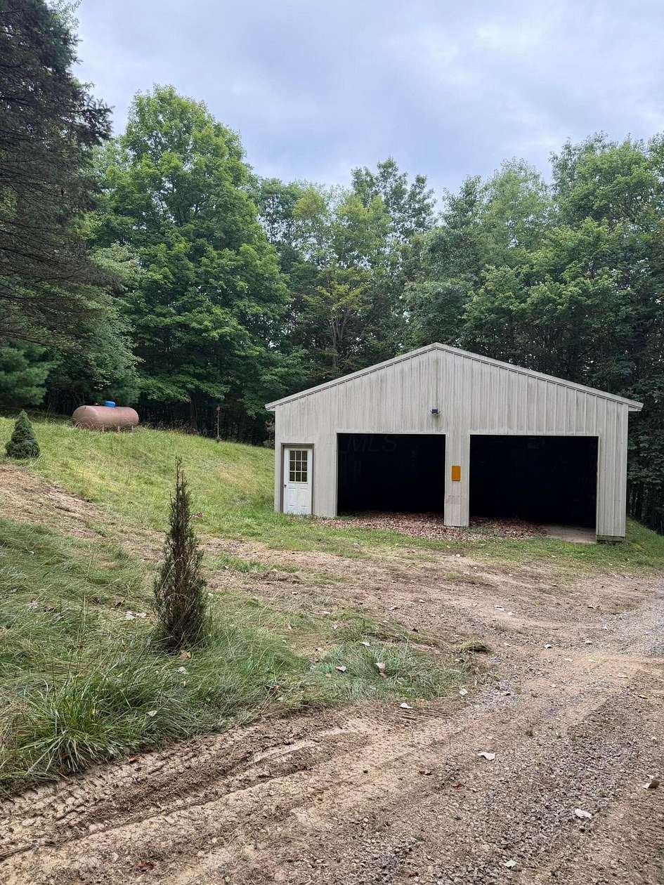 5 Acres of Residential Land for Sale in Howard, Ohio
