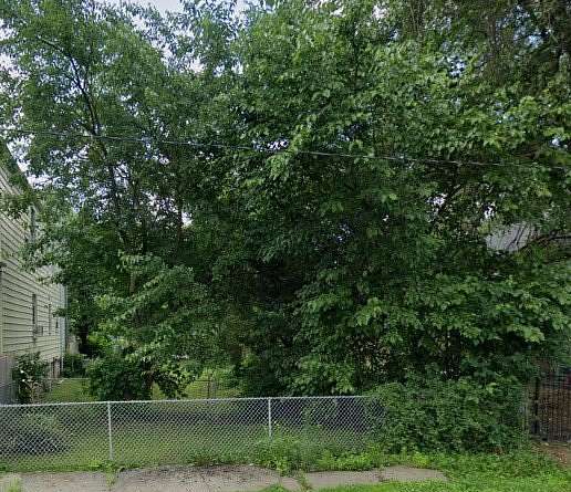 0.1 Acres of Land for Sale in Chicago, Illinois