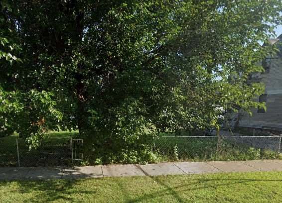 0.08 Acres of Land for Sale in Chicago, Illinois