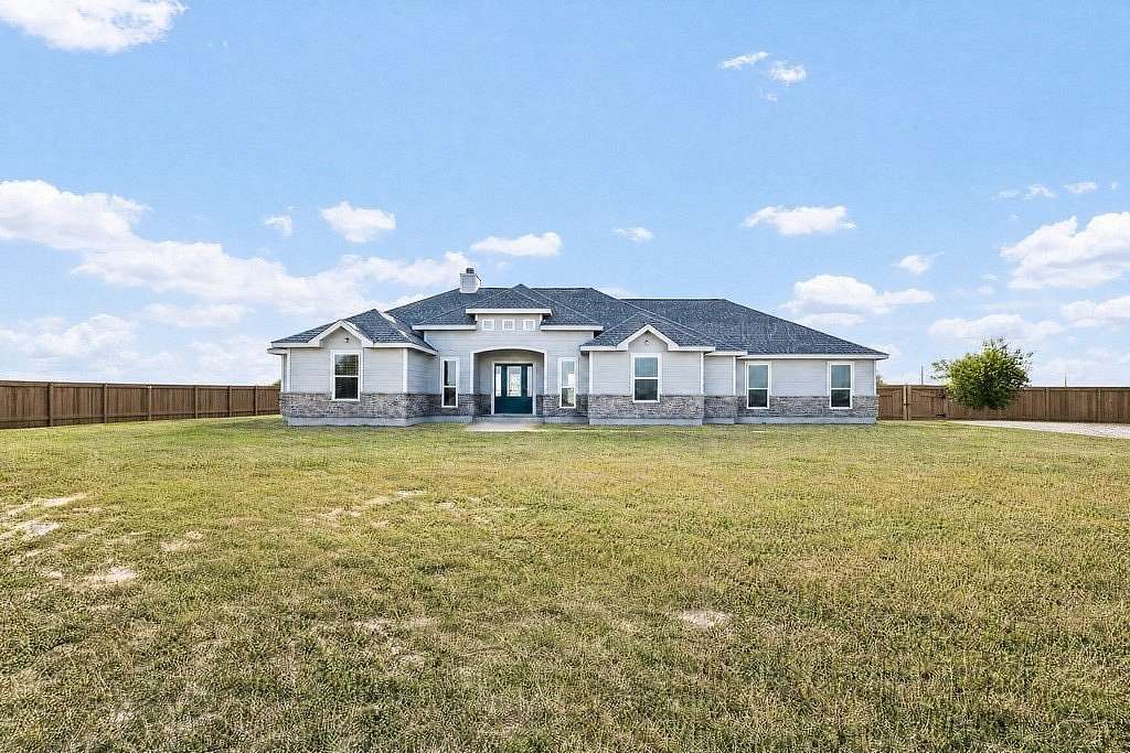 5.14 Acres of Land with Home for Sale in Robstown, Texas