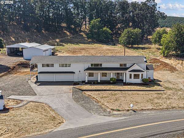 2.89 Acres of Land with Home for Sale in Turner, Oregon