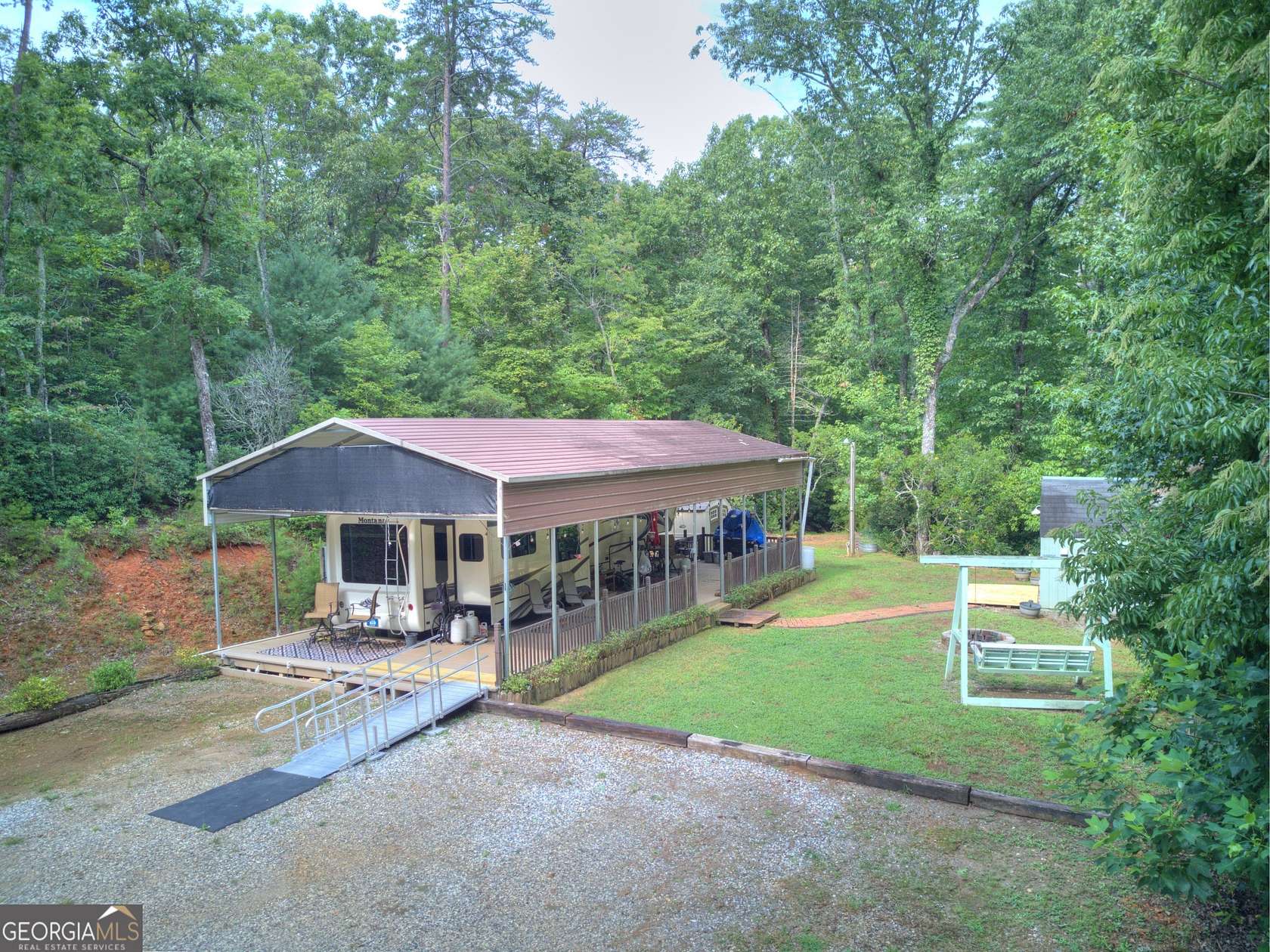 4 Acres of Land with Home for Sale in Cleveland, Georgia