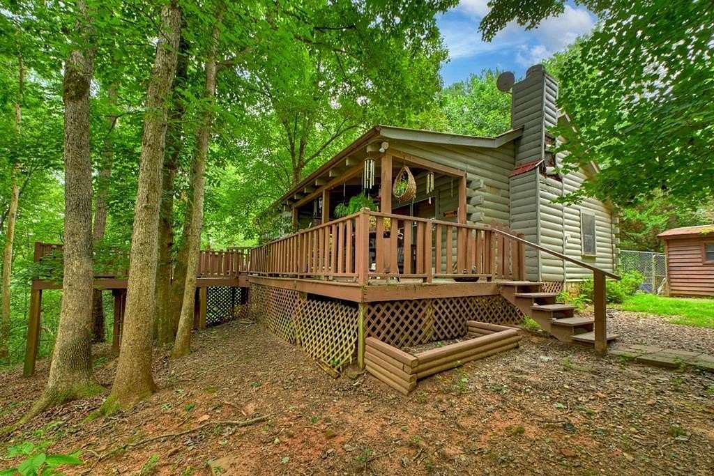 1.58 Acres of Land with Home for Sale in Copperhill, Tennessee