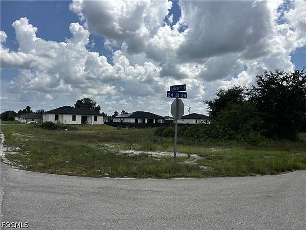 0.27 Acres of Residential Land for Sale in Lehigh Acres, Florida