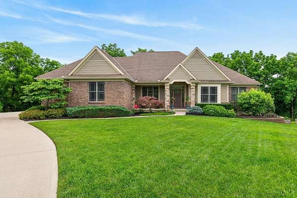 3.63 Acres of Land with Home for Sale in Hamilton Township, Ohio