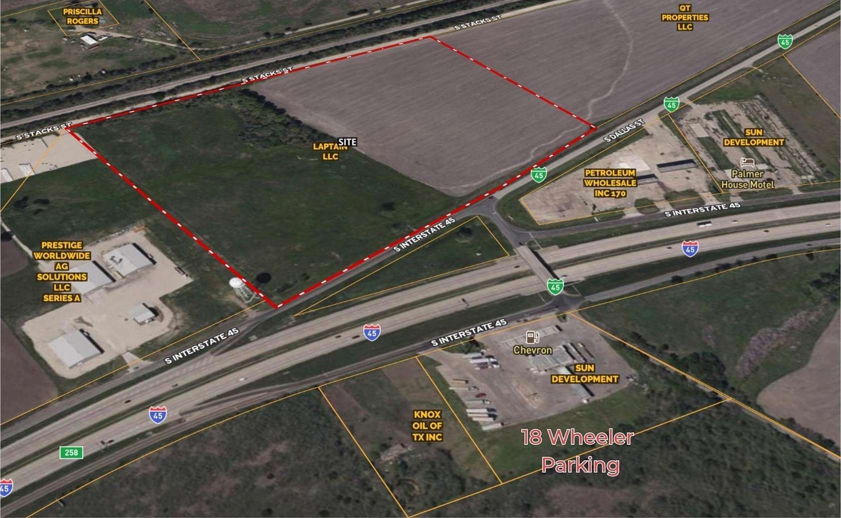 30 Acres of Commercial Land for Sale in Palmer, Texas