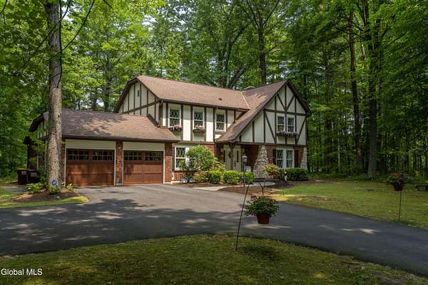 2.5 Acres of Land with Home for Sale in Gansevoort, New York
