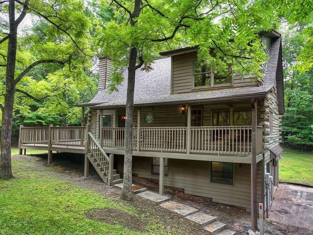 5 Acres of Land with Home for Sale in Mineral Bluff, Georgia