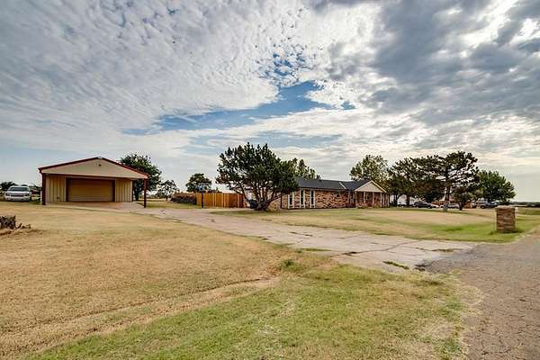 1.84 Acres of Land with Home for Sale in Piedmont, Oklahoma