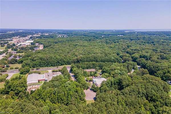2.89 Acres of Commercial Land for Sale in Smithfield, Virginia