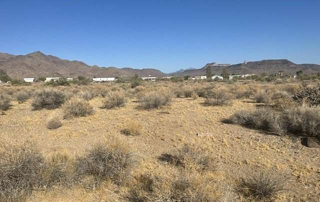 2.35 Acres of Residential Land for Sale in Golden Valley, Arizona