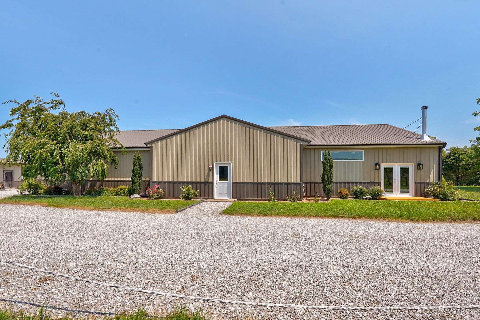 10 Acres of Land with Home for Sale in Billings, Missouri