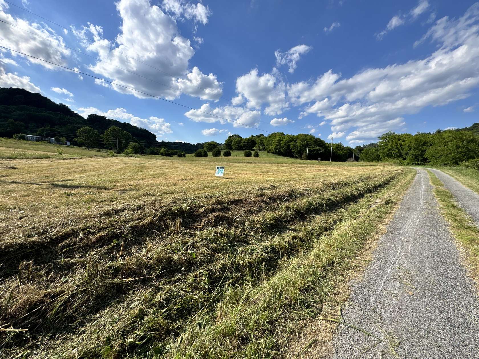 2.1 Acres of Residential Land for Sale in Carthage, Tennessee