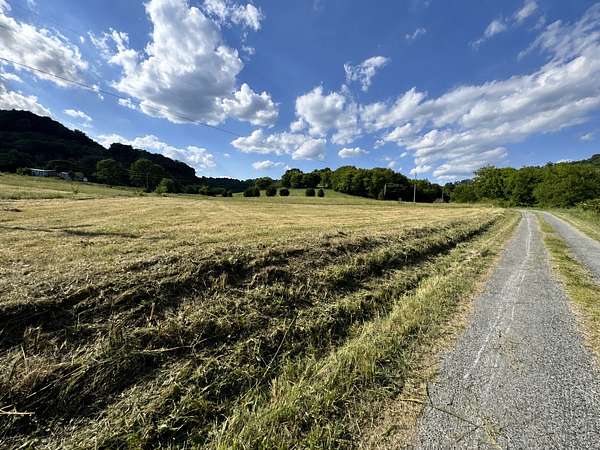 2.1 Acres of Residential Land for Sale in Carthage, Tennessee