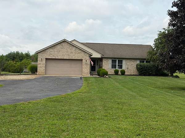 1.62 Acres of Land with Home for Sale in Mechanicsburg, Ohio
