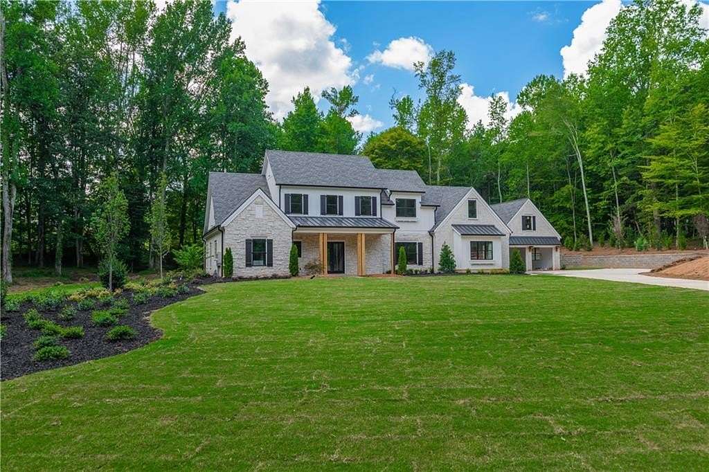 3.1 Acres of Land with Home for Sale in Canton, Georgia