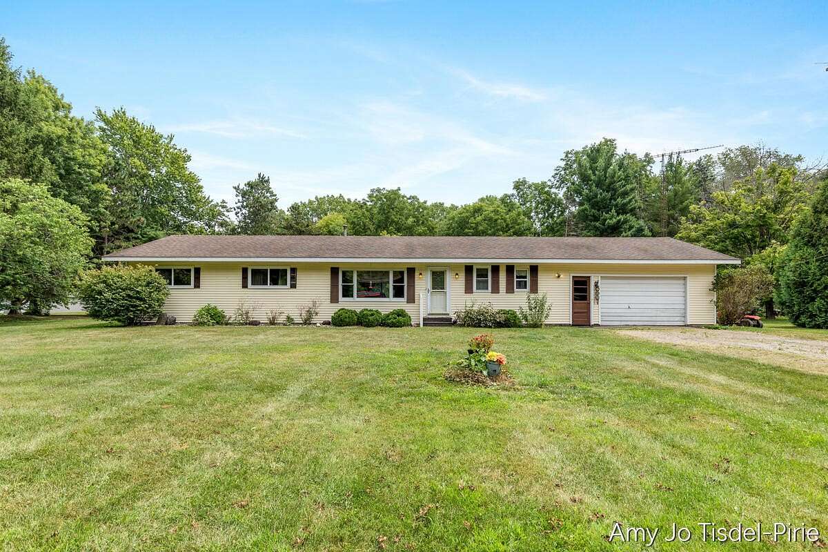 12.2 Acres of Land with Home for Sale in Parma, Michigan