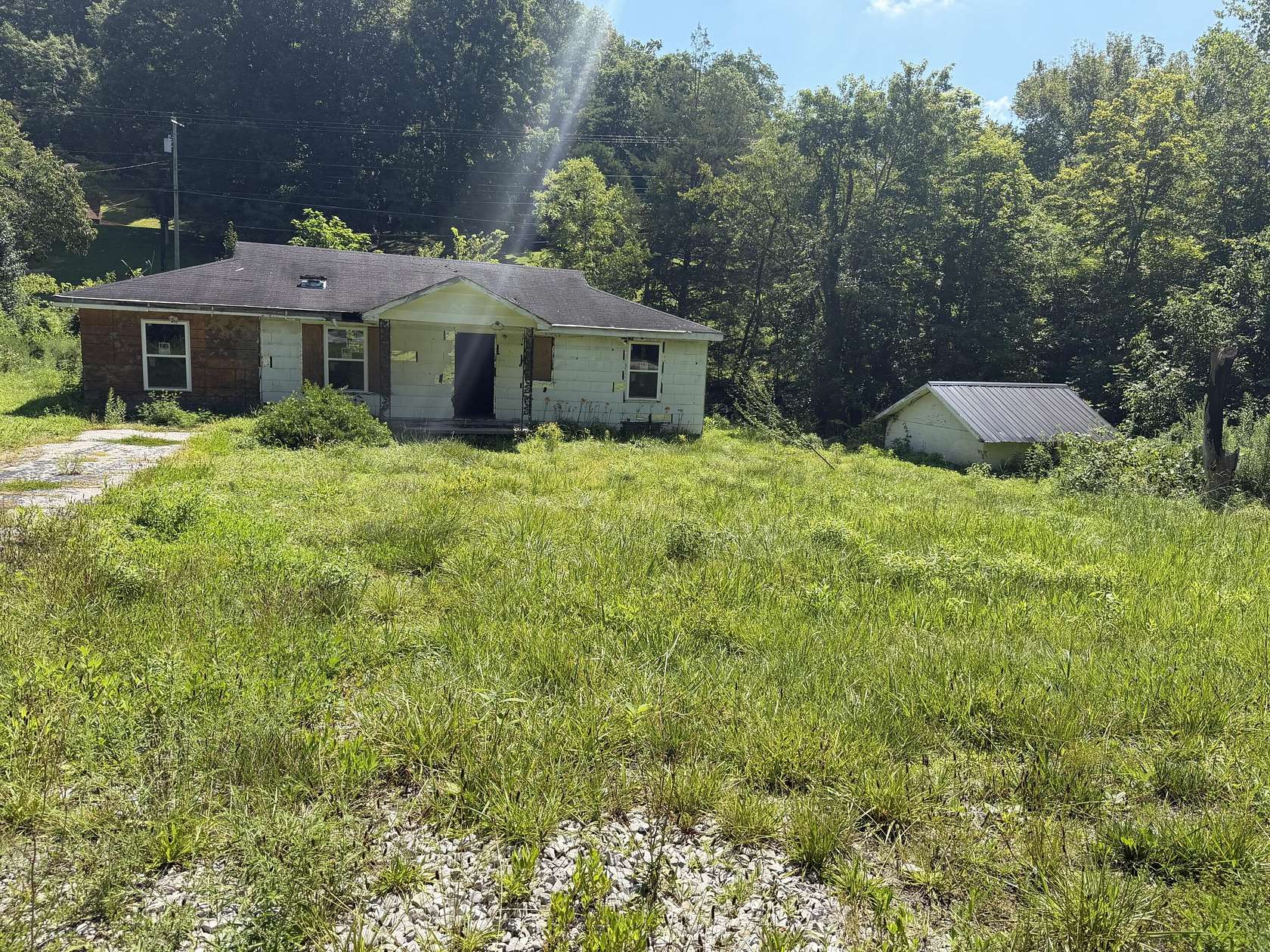 1 Acre of Residential Land for Sale in Mount Vernon, Kentucky
