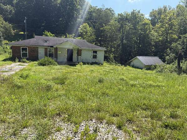1 Acre of Residential Land for Sale in Mount Vernon, Kentucky