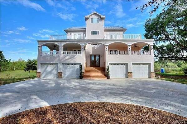 20 Acres of Land with Home for Sale in Lake Wales, Florida