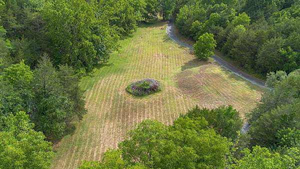 13 Acres of Land for Sale in Lexington, Virginia