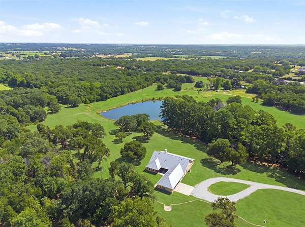 50.6 Acres of Land with Home for Sale in Reno, Texas