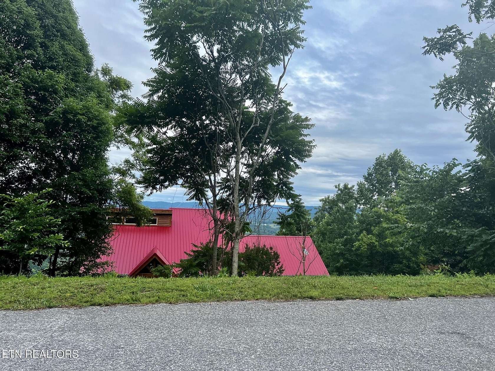 2.3 Acres of Residential Land for Sale in New Tazewell, Tennessee