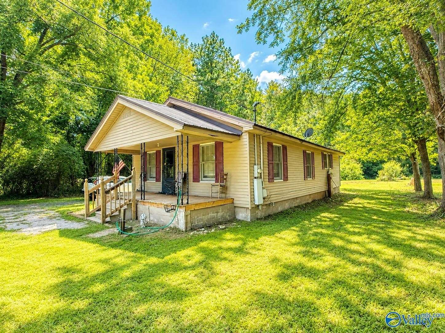 2 Acres of Land with Home for Sale in Gadsden, Alabama