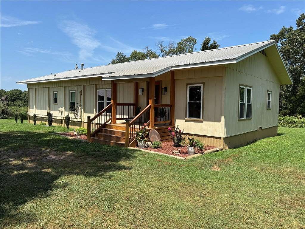 1.76 Acres of Land with Home for Sale in Huntsville, Arkansas