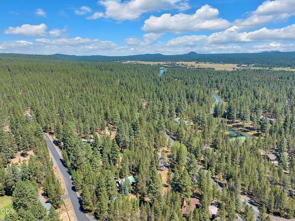 1 Acre of Residential Land for Sale in Bend, Oregon