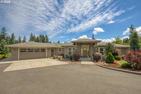 9.55 Acres of Land with Home for Sale in Eagle Creek, Oregon
