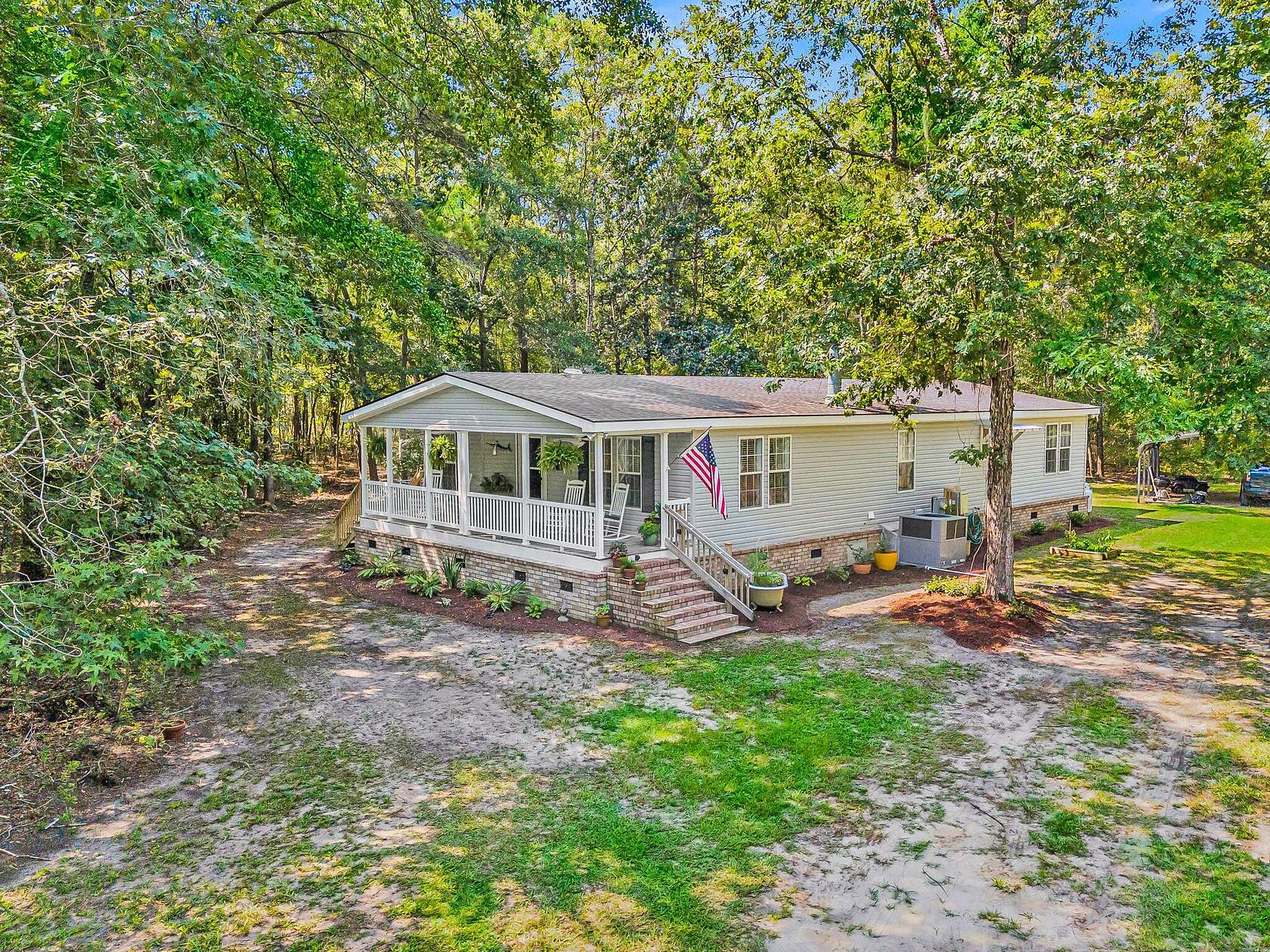 2.32 Acres of Land with Home for Sale in Wadmalaw Island, South Carolina