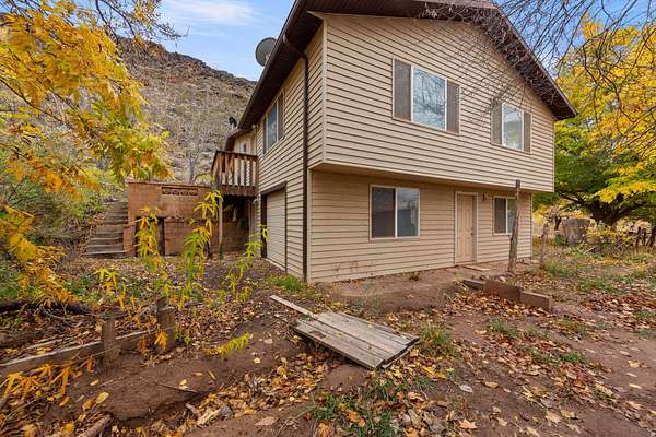 4 Acres of Land with Home for Sale in Hurricane, Utah