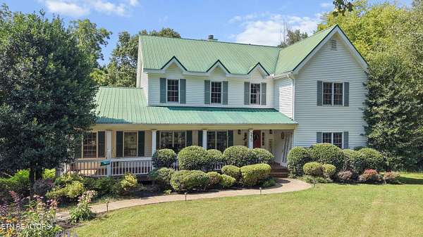 5.16 Acres of Land with Home for Sale in Maryville, Tennessee