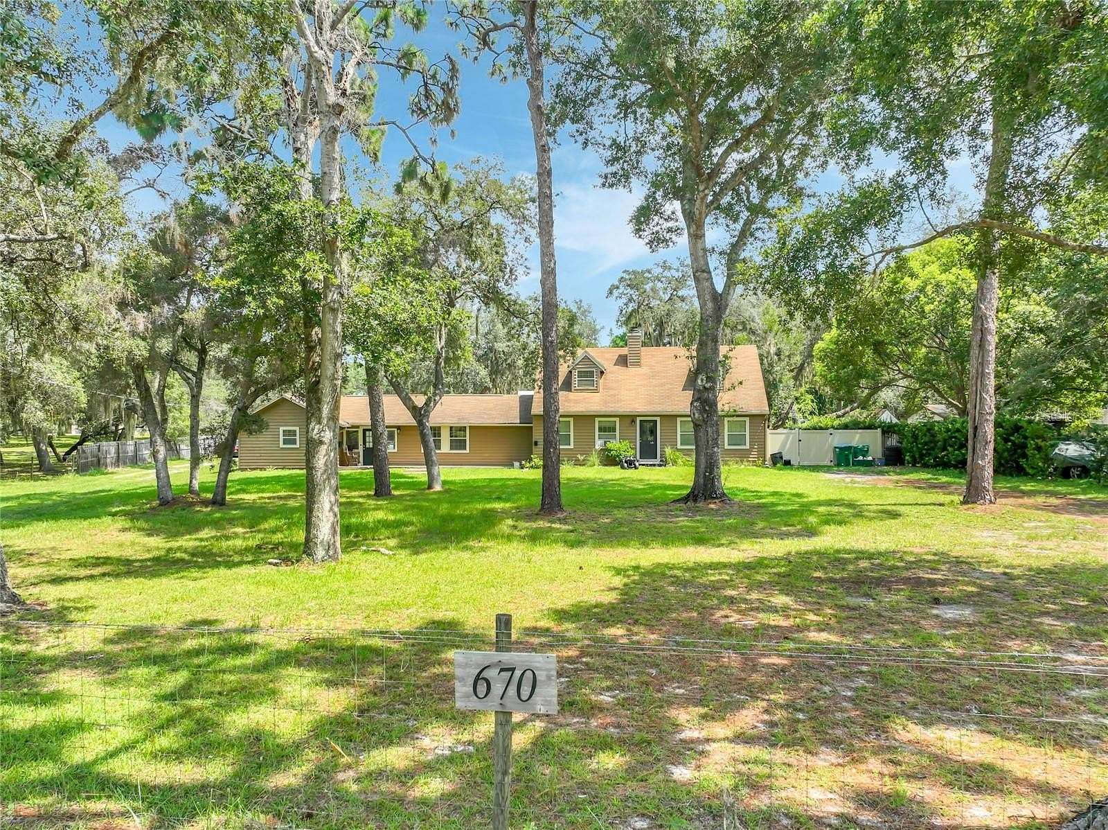 2.29 Acres of Land with Home for Sale in Geneva, Florida