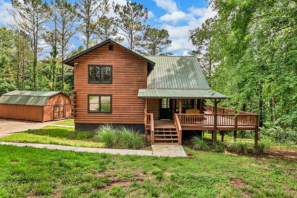 5.17 Acres of Land with Home for Sale in Ashland City, Tennessee