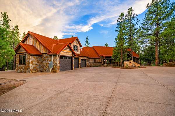 3.5 Acres of Land with Home for Sale in Flagstaff, Arizona