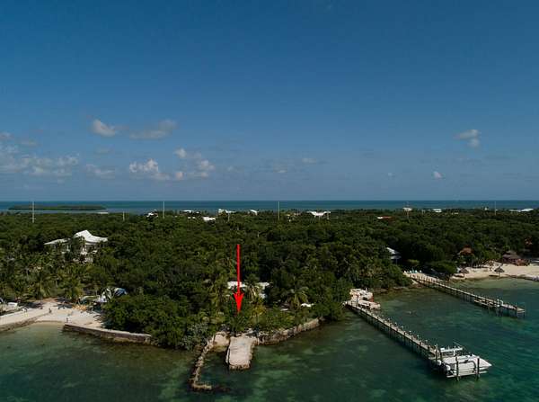 2.1 Acres of Land with Home for Sale in Key Largo, Florida