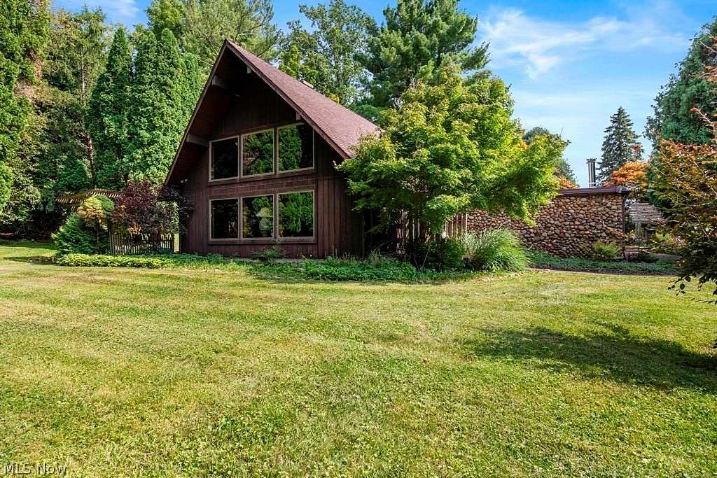 5 Acres of Land with Home for Sale in Huron, Ohio